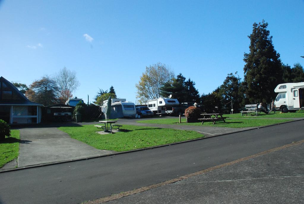 Avondale Motor Park Hotel Auckland Exterior foto